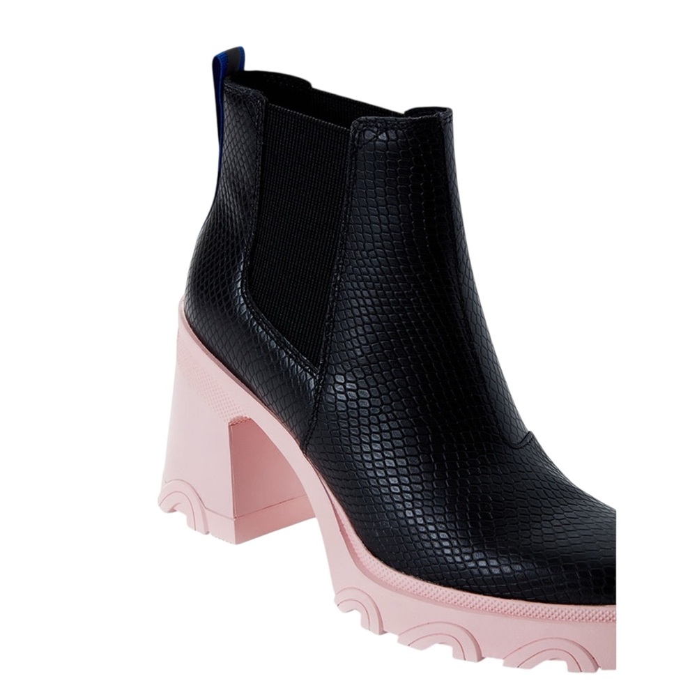 NWOT SOREL Women's Brex Heel Chelsea Boots in Black/Pink - Picture 3 of 12